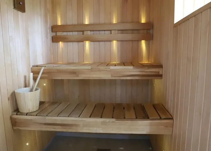 Pinetree بيت للعطل Haaslava